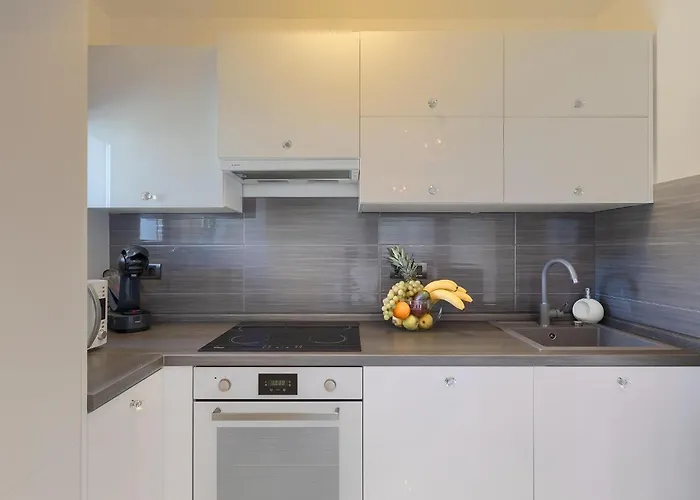 Semesterbostad Chiara Puntera