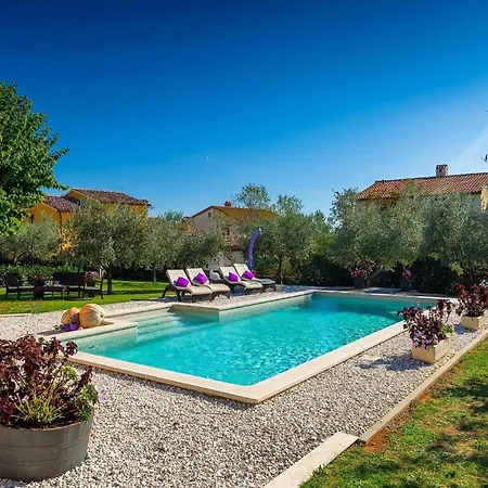 Chiara Holiday home Puntera