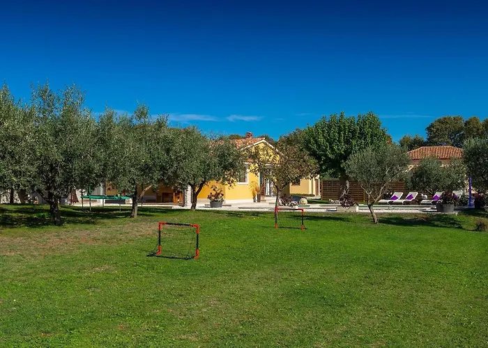 Chiara Ferienhaus Puntera